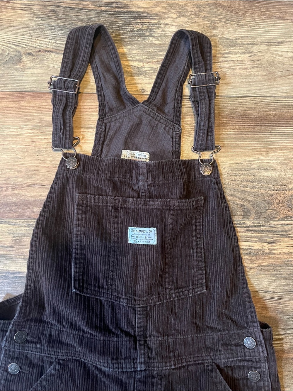 Levi’s Premium Corduroy Overalls Women’s S Brown Wide Leg Bib Overall Gorpcore - Picture 2 of 12